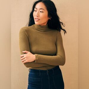 Faherty Legend Ribbed Turtleneck Green Size XS